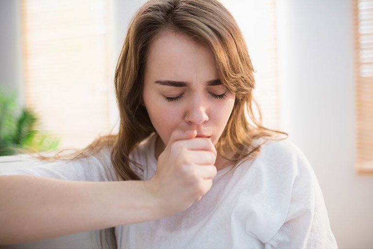 Tập ho chủ động đẩy đờm loại bỏ đờm từ trong họng ra ngoài giúp thông thoáng cổ họng