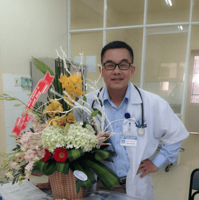 Bác sĩ Sỹ - người thầy thuốc tận tâm với nghề