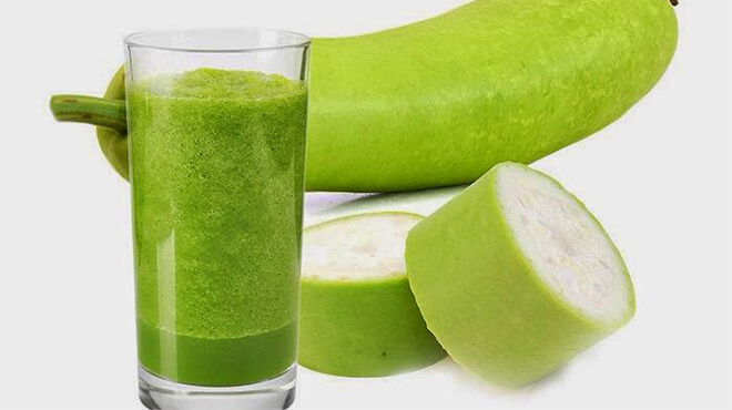 Nước bí đao: Đem bí đao xay nhuyễn, lọc lấy nước và uống hàng ngày