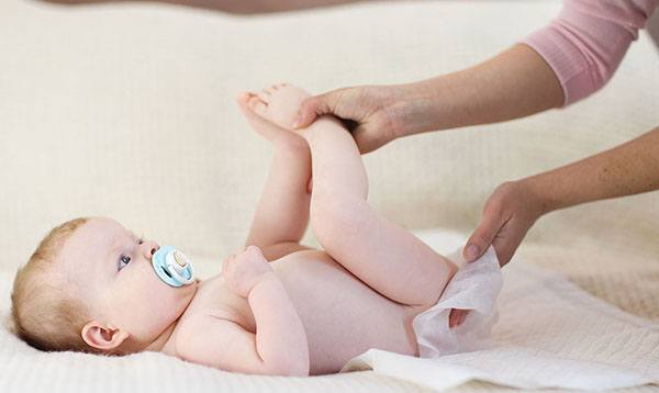 Bé sẽ đi tướt nhiều lần khoảng tầm 4 – 5 lần/ ngày.