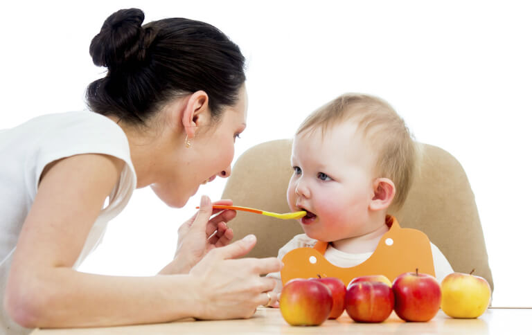 loại thực phẩm khi trẻ sơ sinh bị đi tướt như gạo, bánh mì, chuối, táo