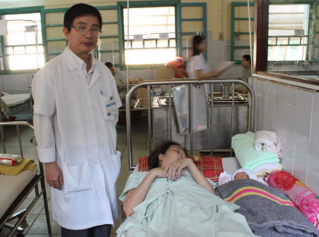 Bác sĩ Lê Minh Toàn là chuyên gia hàng đầu tại Huế trong lĩnh vưc sản phụ khoa