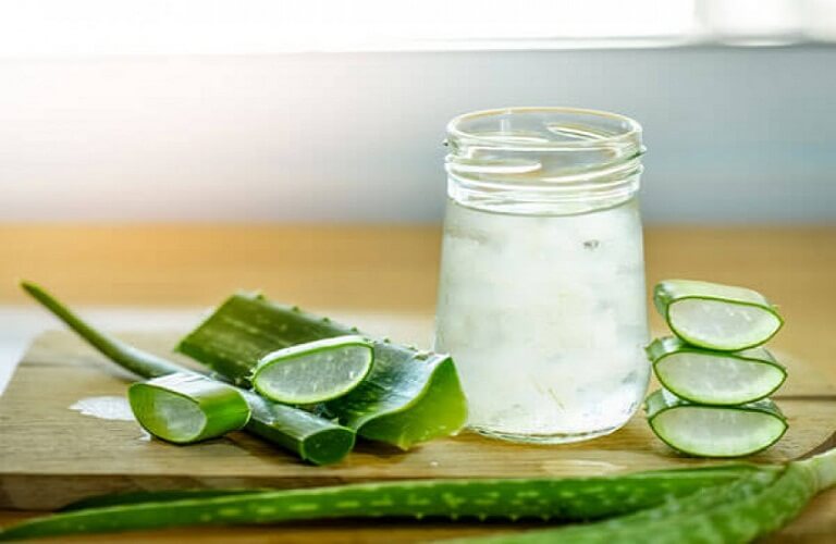 Giảm sưng vùng kín tại nhà với nha đam
