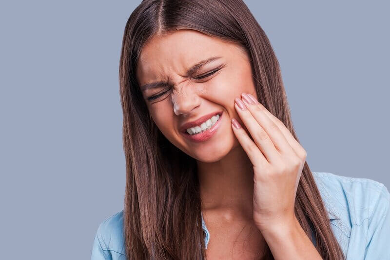 Nhức răng: Nguyên nhân do đâu? Cách phòng ngừa và chữa trị hiệu quả