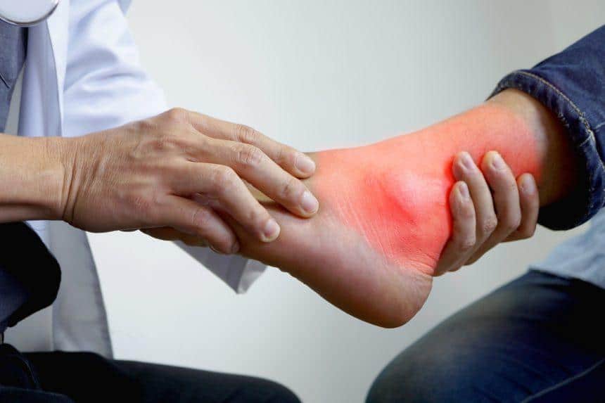 Tìm hiểu nguyên nhân gây ra Đau sưng mắt cá chân. Phương pháp chữa trị an toàn và hiệu quả