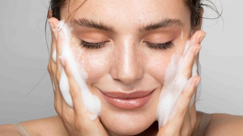 Dị ứng mỹ phẩm: Dấu hiệu nhận biết và chữa trị hiệu quả tại nhà