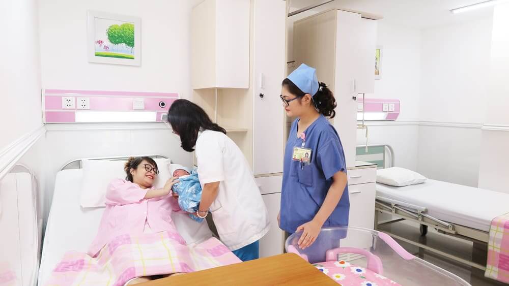 Hoạt động khám chữa bệnh tại bệnh viện Hồng Ngọc