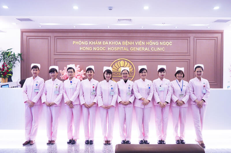 Đội ngũ y tế tại bệnh viện hồng ngọc