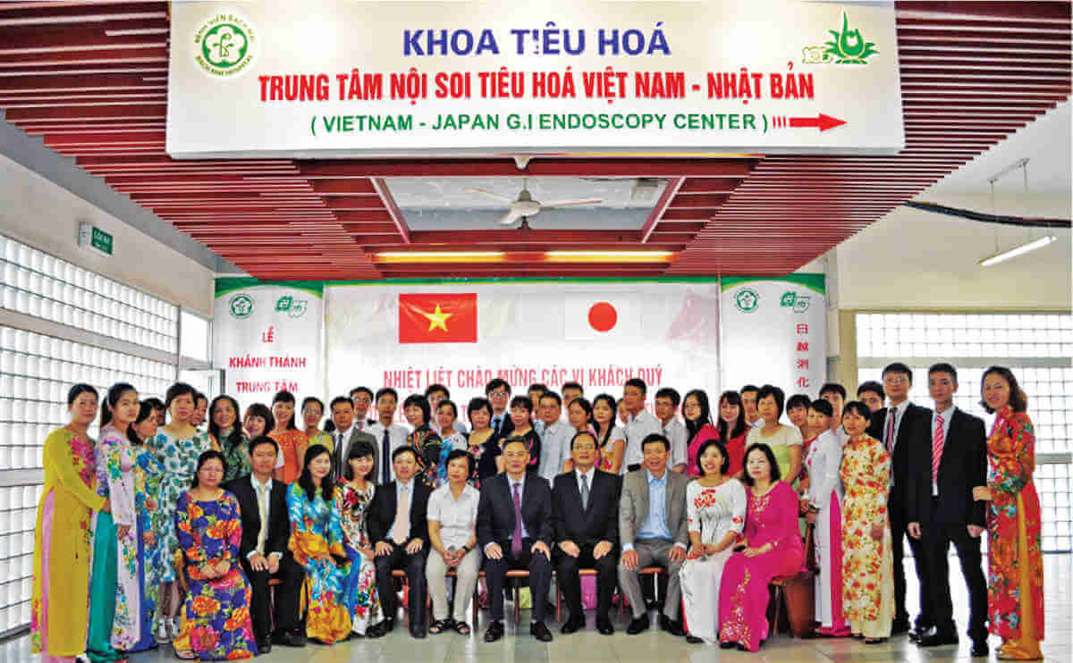 bác sĩ khoa Tiêu hóa bệnh viện Bạch Mai