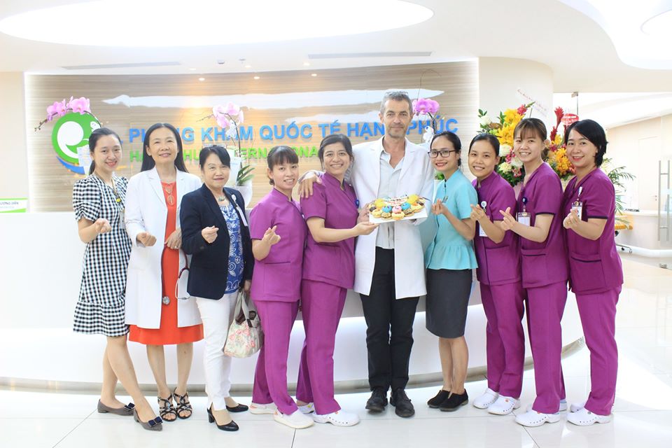 Đội ngũ bệnh viện Quốc tế Hạnh Phúc