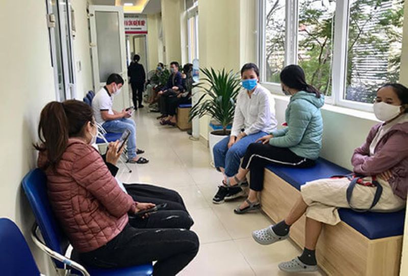 Hoạt động thăm khám bệnh tại bệnh viện Đại học Y Hà Nội