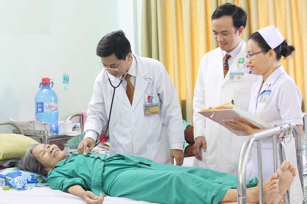 khám và chữa tại bệnh viện 115