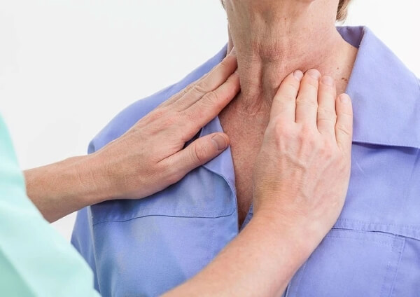 chữa trị suy giáp