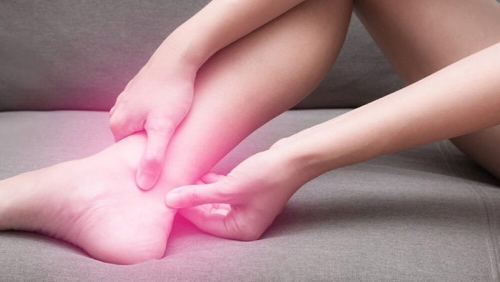 Đau gót chân là biểu hiện bệnh gì? Cách chữa trị đơn giản và hiệu quả
