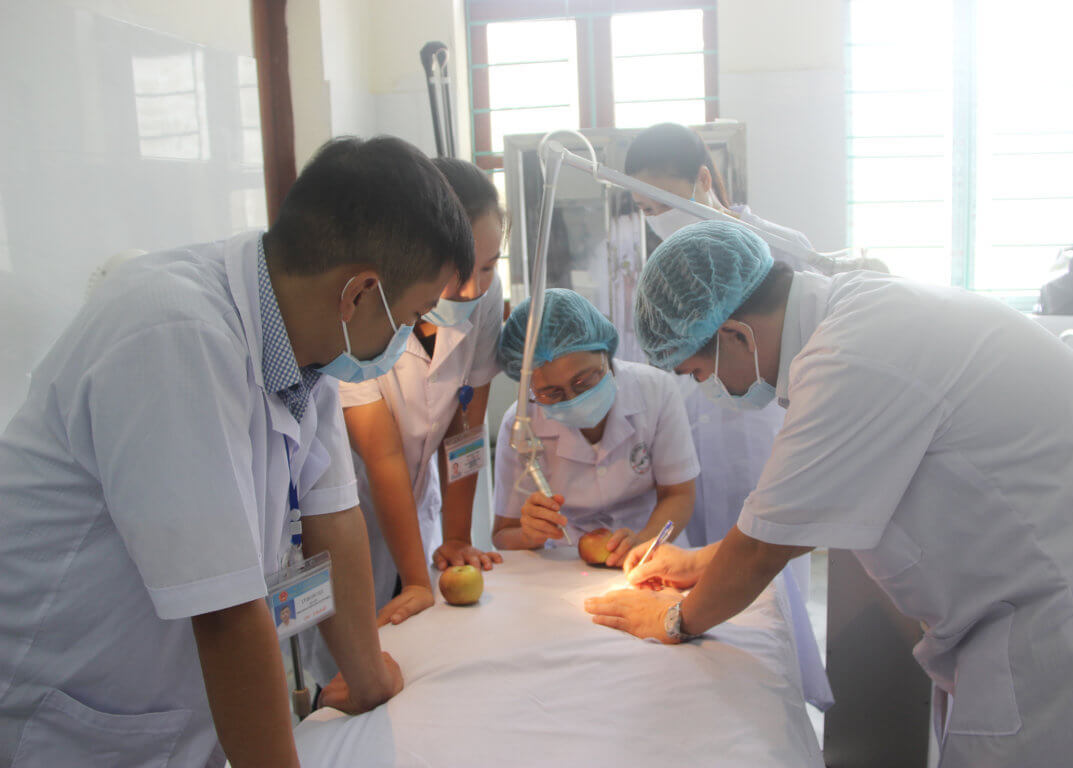đội ngũ bác sĩ chuyên sâu tại bệnh viện da liễu trung ương