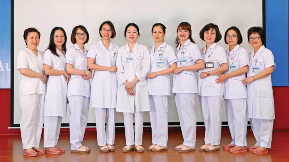 Đội ngũ bác sĩ tại bệnh viện tai mũi họng trung ương