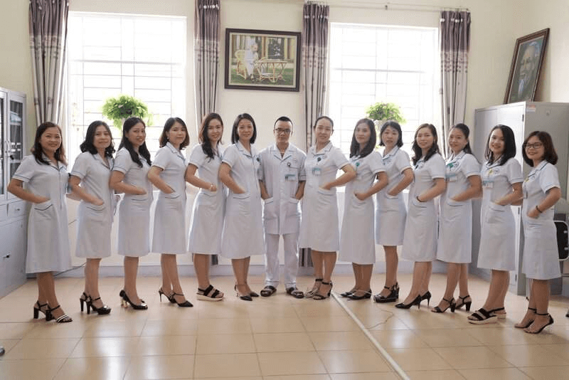 Đội ngũ y bác sĩ bệnh viện y học cổ truyền Nghệ An