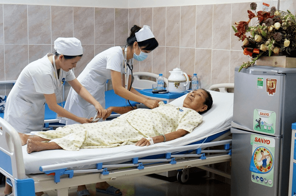 Hoạt động khám chữa bệnh tại bệnh viện Đa khoa Xuyên Á