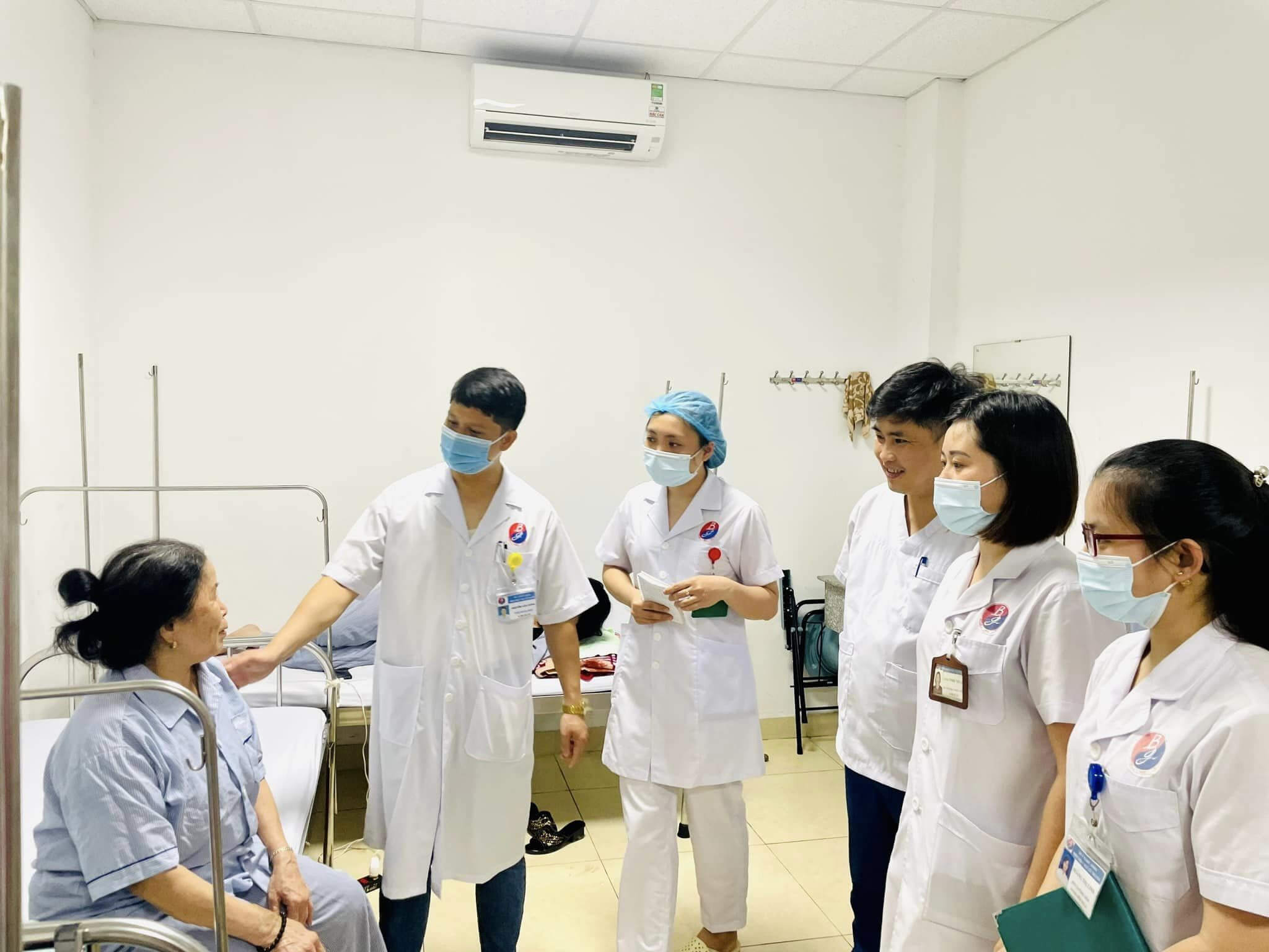 Hoạt động khám chữa bệnh tại bệnh viện y học cổ truyền Bắc Giang