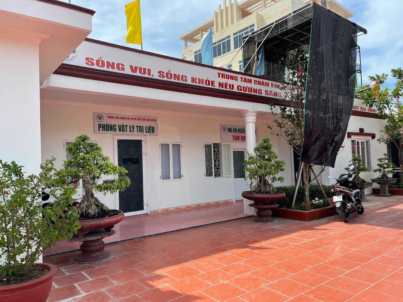 Dịch vụ chăm sóc