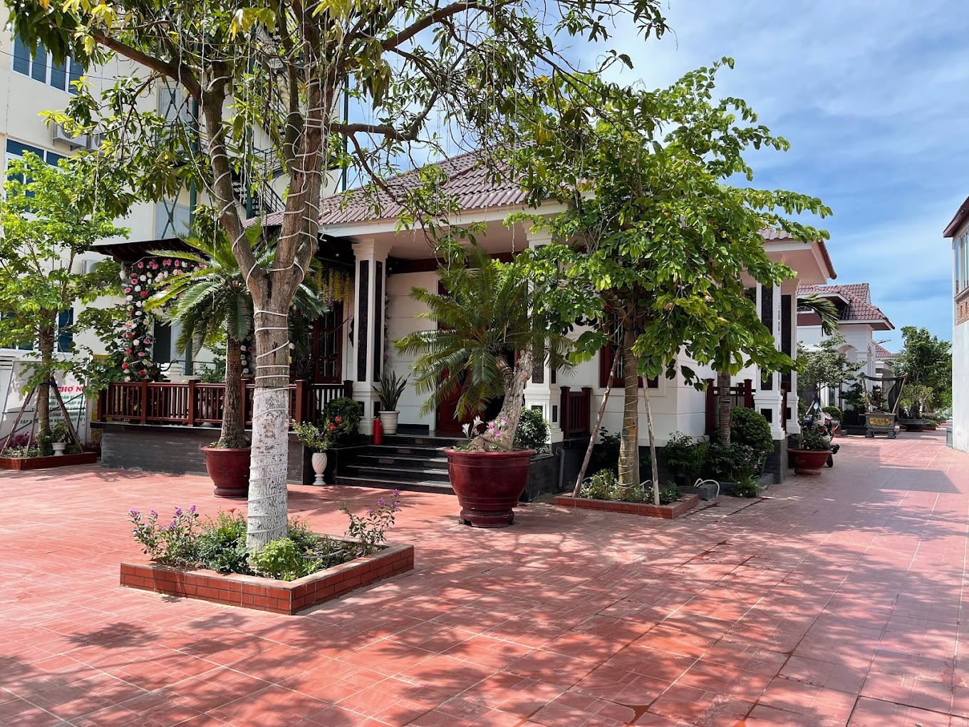 Cơ sở vật chất