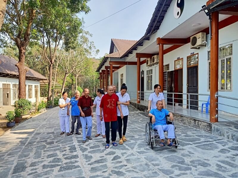 sinh hoạt của các cụ tại viện dưỡng lão thiên đức