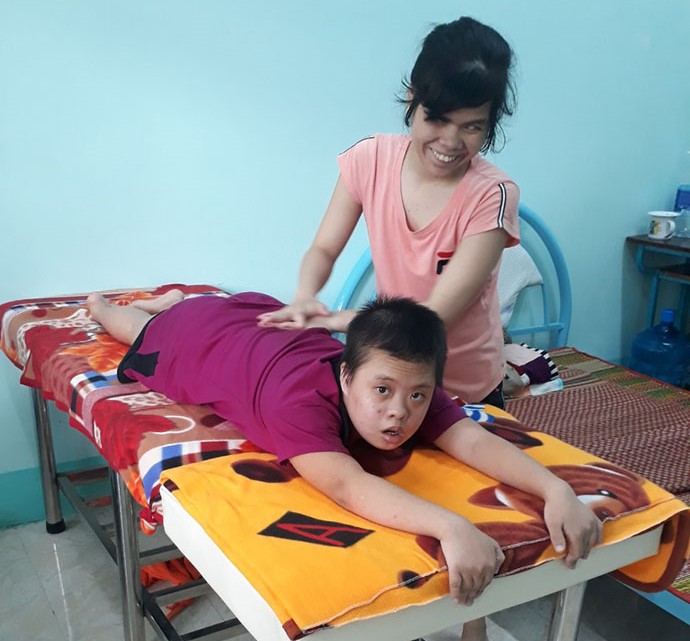 Hoạt động chăm sóc