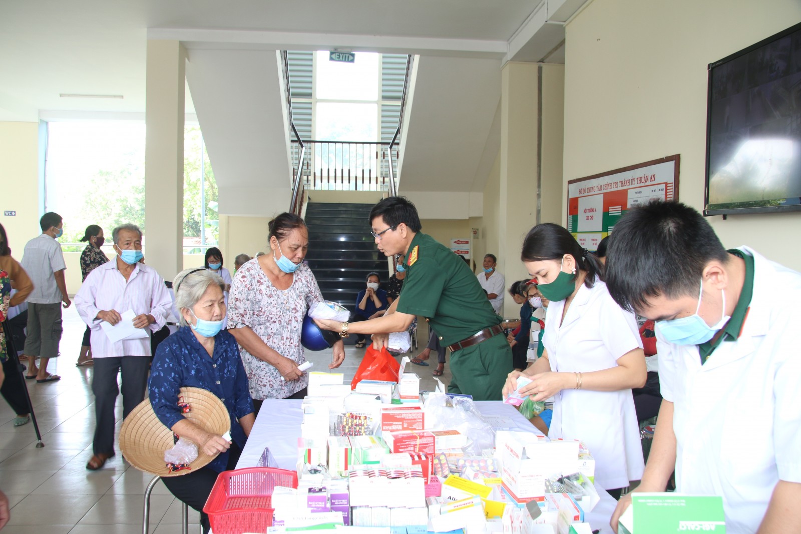  lịch khám Bệnh viện Quân Y 4