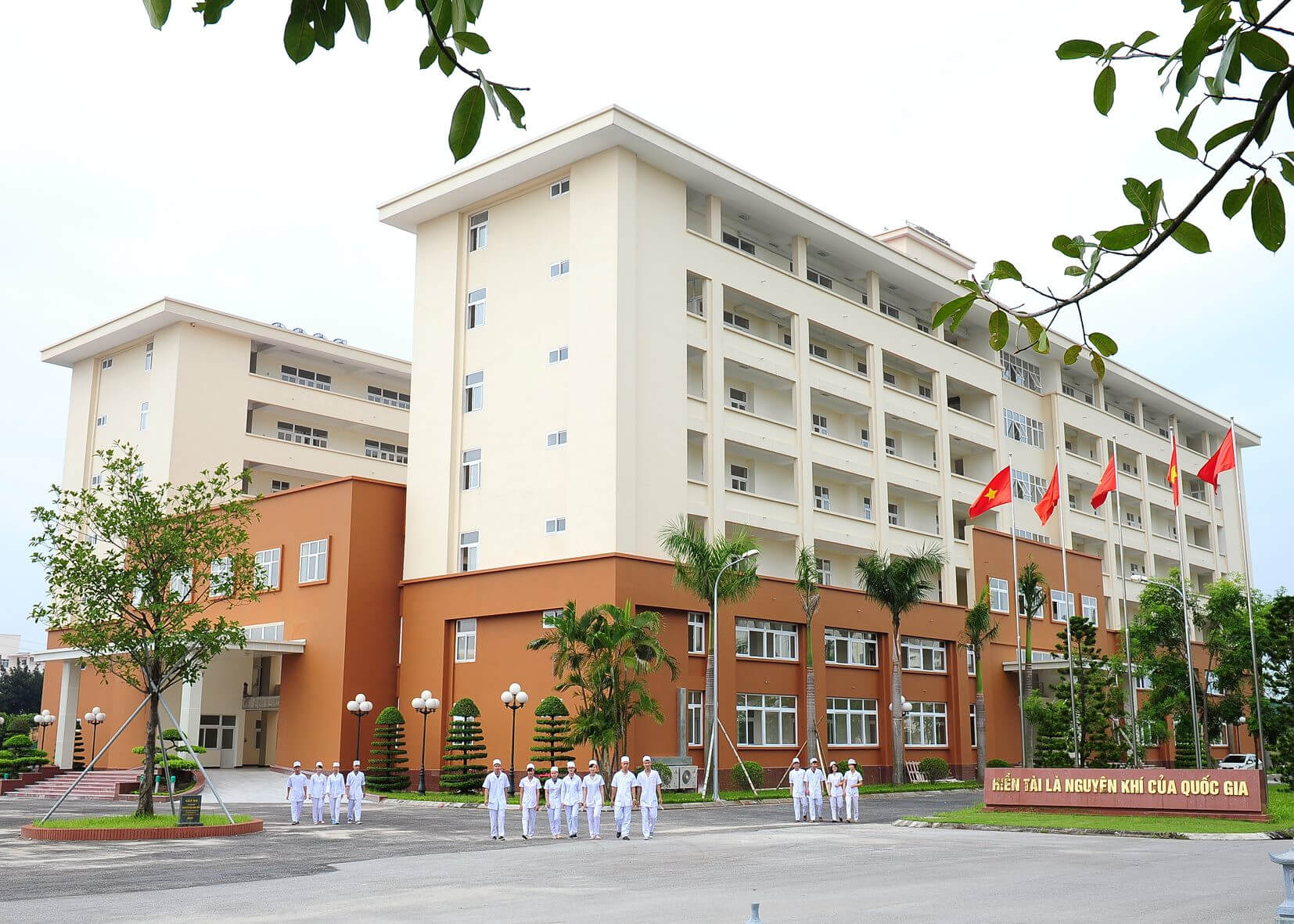 [Review] Đại học Kỹ thuật Y tế Hải Dương: lịch khám, bảng giá chi tiết