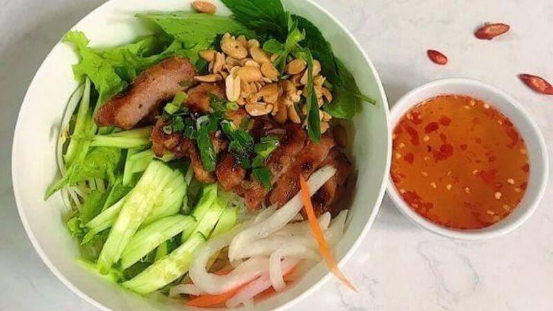 Hướng dẫn cách nấu bún thịt nướng ngon, hấp dẫn