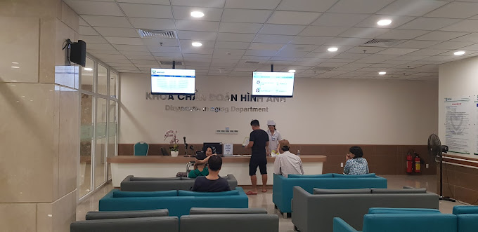 Khám bệnh tại Bệnh viện Bình Định