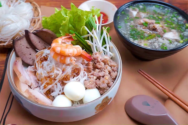 Hủ tiếu bao nhiêu calo?