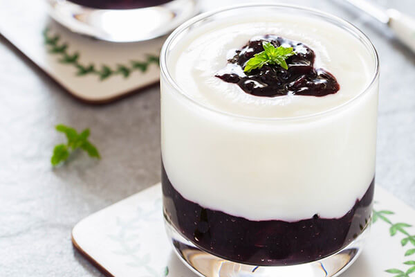 Sữa chua nếp cẩm bao nhiêu calo?