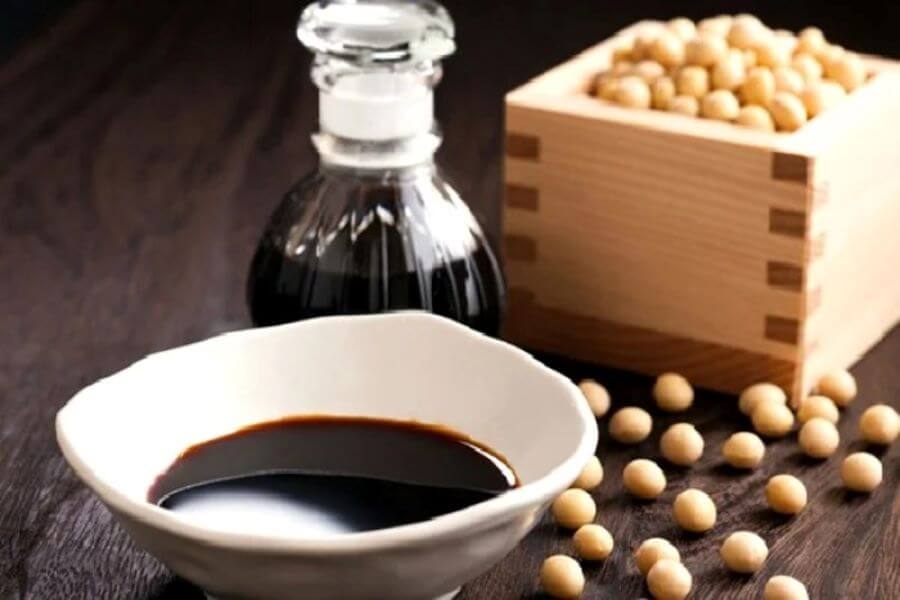 100ml xì dầu bao nhiêu calo? Ăn xì dầu có béo không?