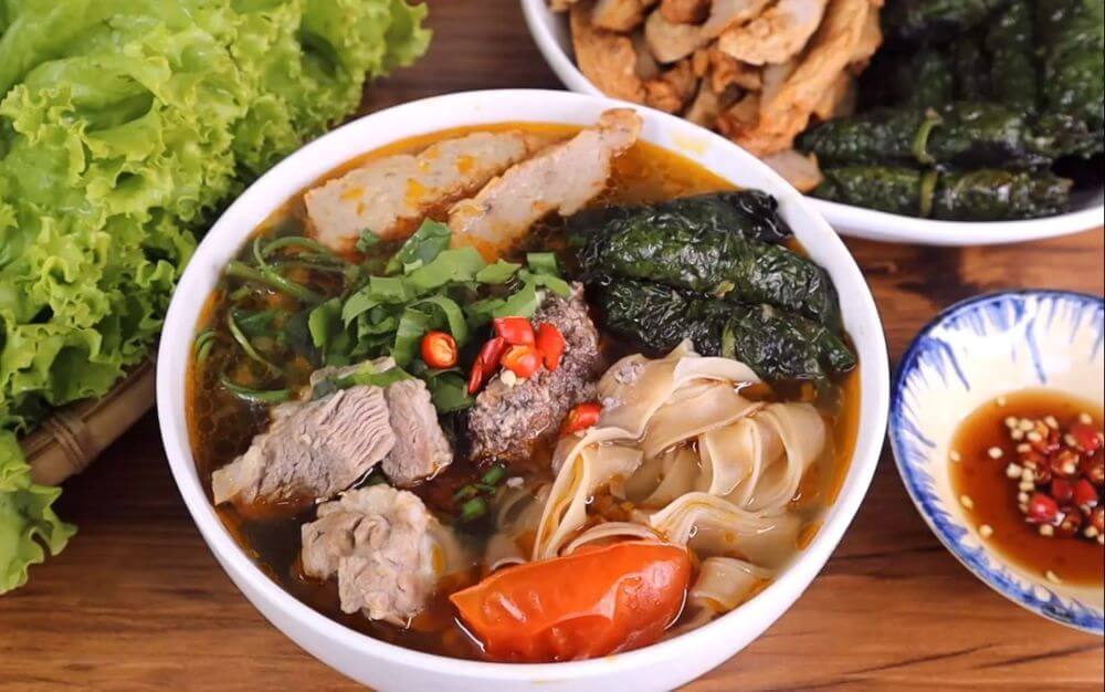 Bánh đa cua bao nhiêu calo? Cách ăn bánh đa cua không tăng cân