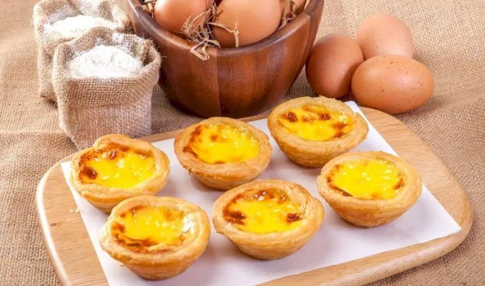 Bánh trứng bao nhiêu calo? Cách ăn bánh trứng hạn chế tăng cân