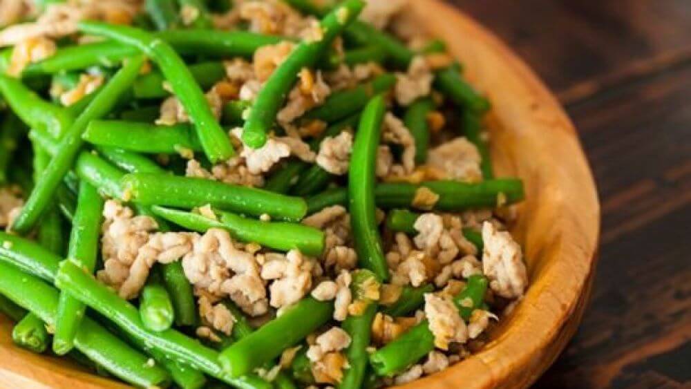 Đậu que xào bao nhiêu calo? Những lợi ích của việc ăn đậu que