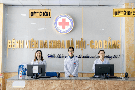 Quầy tiếp đón bệnh nhân tại bệnh viện
