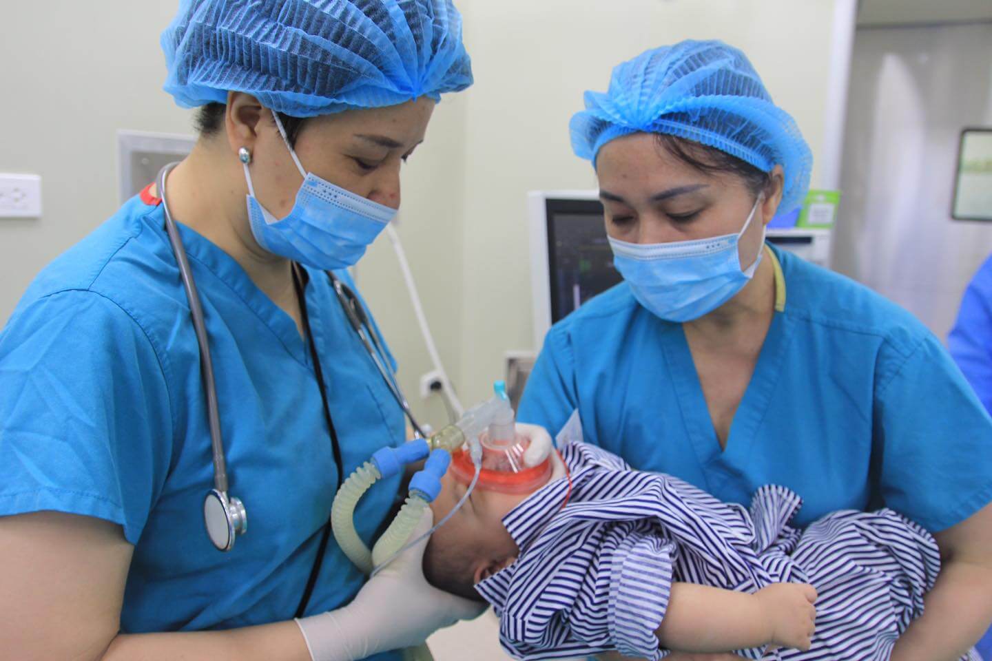 Bệnh nhi điều trị tại Bệnh viện Hữu Nghị Việt Nam Cu Ba
