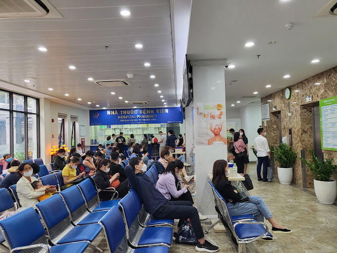 Khám bệnh tại Bệnh viện Nam học và Hiếm muộn Hà Nội