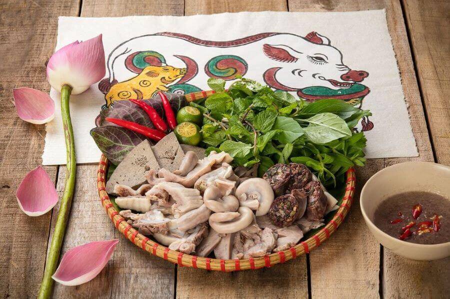 Lòng lợn bao nhiêu calo? Ăn lòng lợn có béo không?