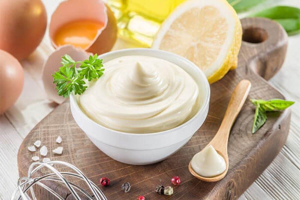 Sốt mayonnaise bao nhiêu calo? Ăn sốt mayonnaise có béo không?