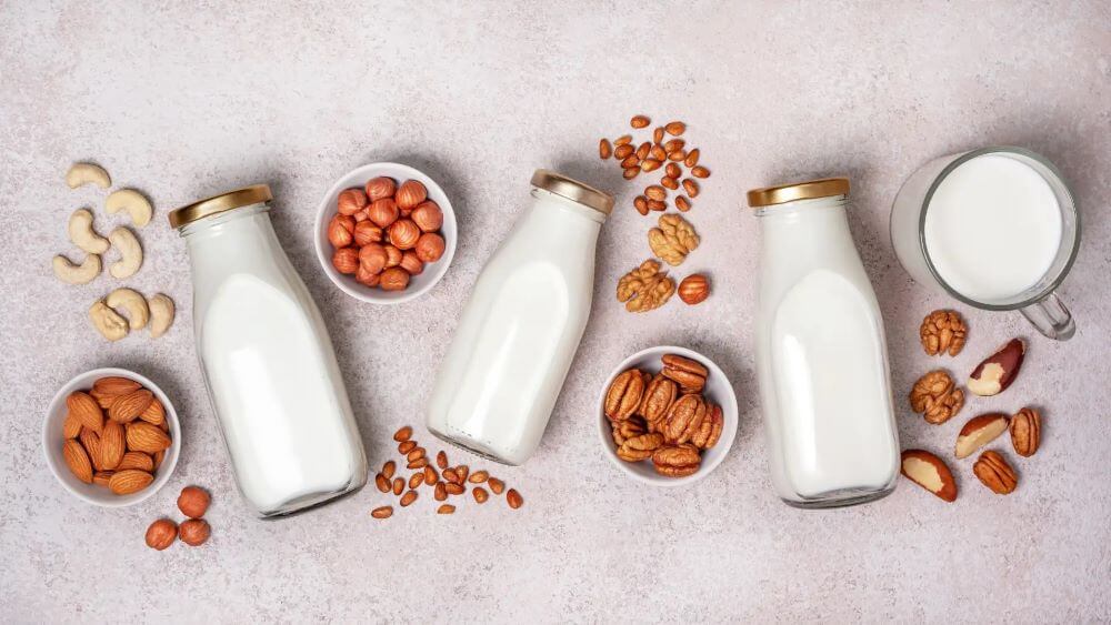 Sữa hạt bao nhiêu calo? Uống sữa hạt có béo không?
