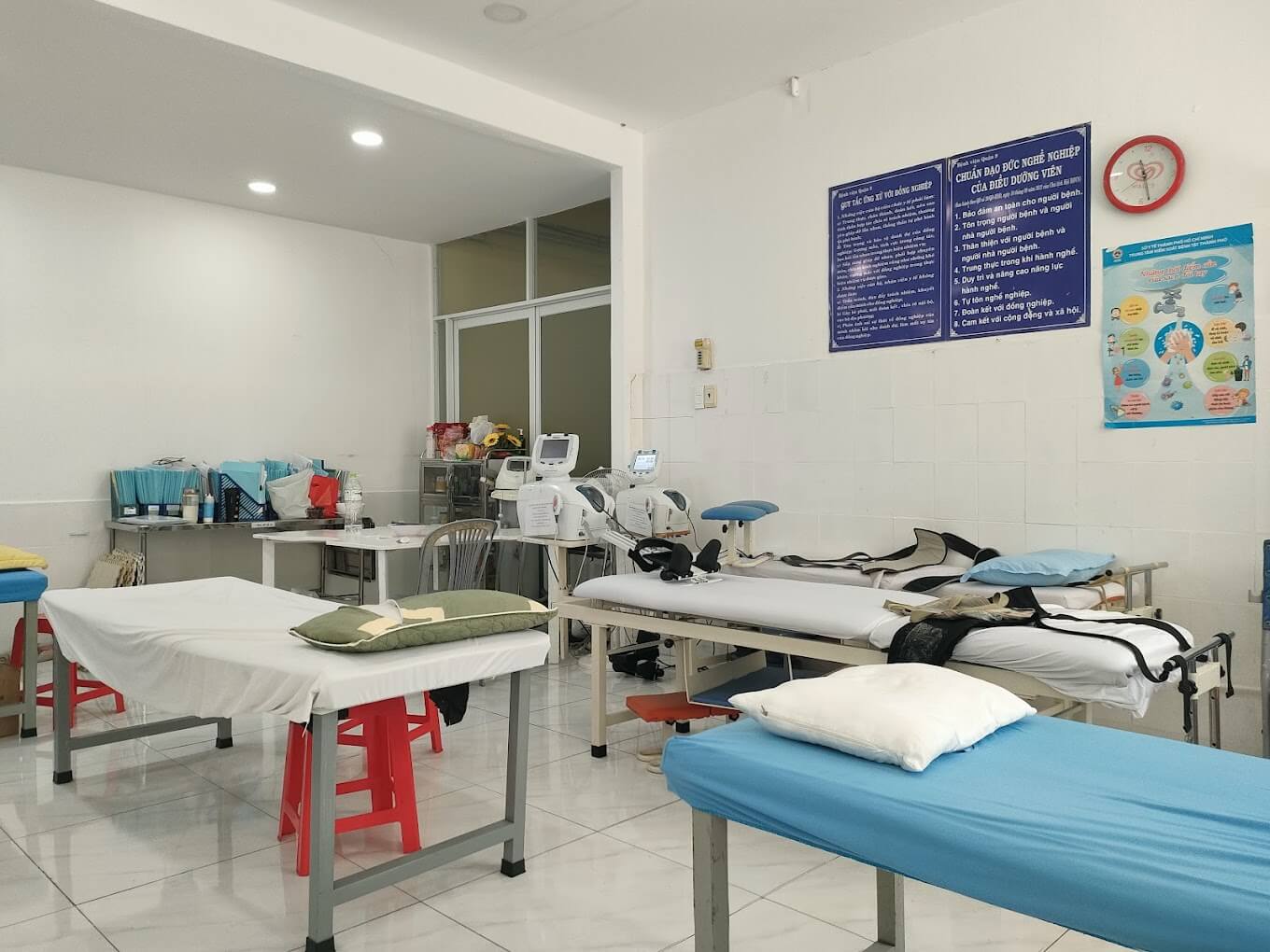Phòng khám chữa bệnh tại bệnh viện