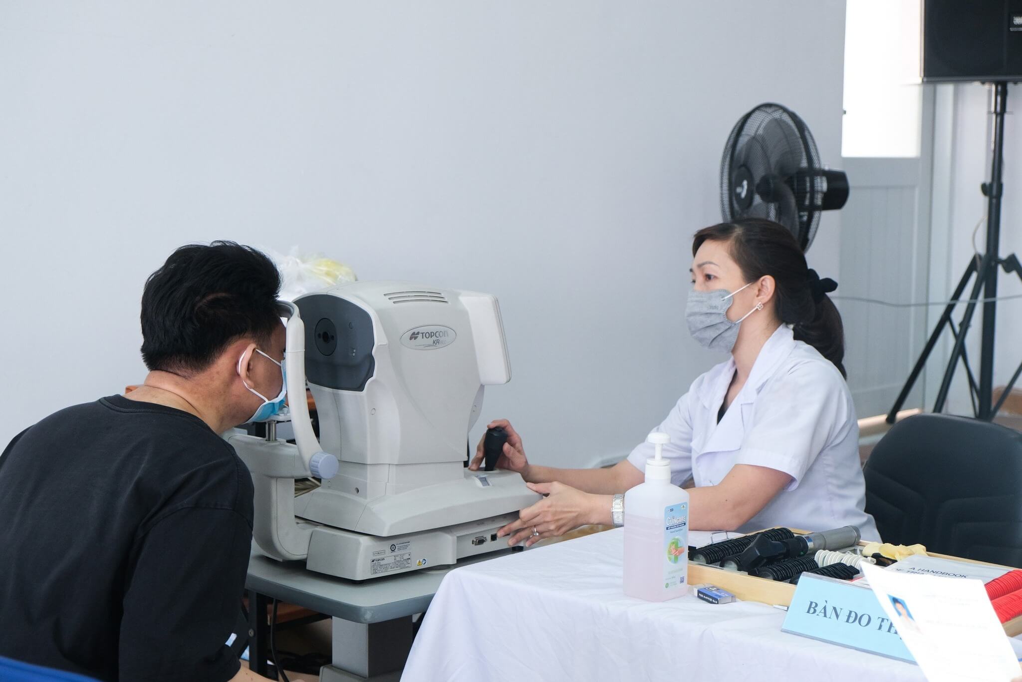 Bệnh nhân đến thăm khám tại bệnh viện