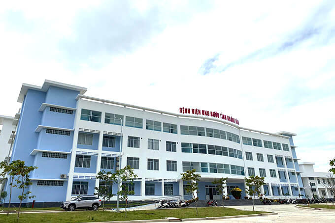 [Review] Bệnh viện Ung bướu tỉnh Khánh Hòa: Lịch khám, dịch vụ & chuyên khoa điều trị