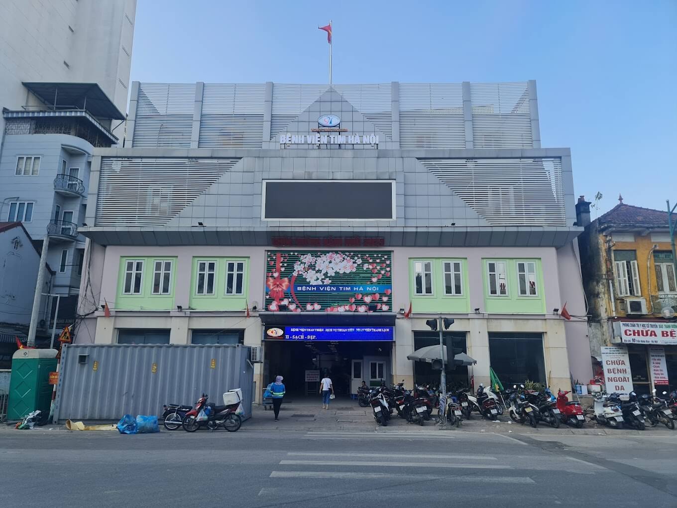 Bệnh viện Tim Hà Nội có tốt không? Lịch khám? Bảng giá chi tiết?