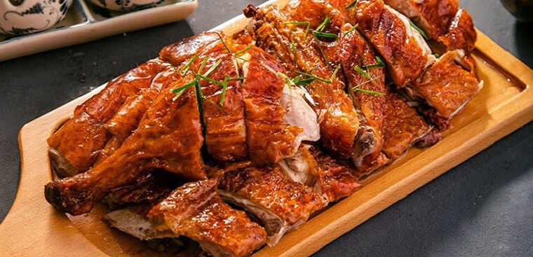 Vịt quay bao nhiêu calo? Ăn vịt quay có mập (béo) không?