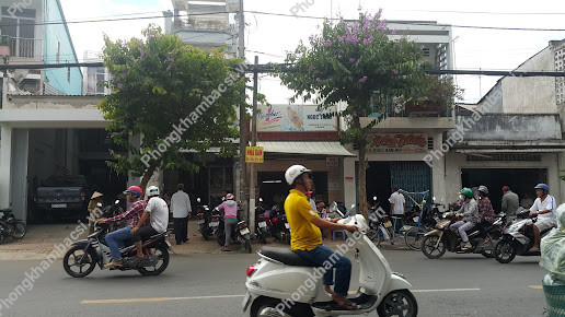 Phòng Khám Mắt - BS Tư