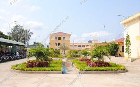 Bệnh viện đa khoa khu vực Cầu Ngang